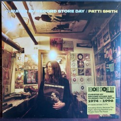 PATTI SMITH - Curated By...