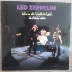 LED ZEPPELIN – Live In...