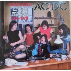 AC/DC - School Days 1974 -...