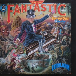ELTON JOHN -  Captain Fantastic And The Brown Dirt Cowboy  LP